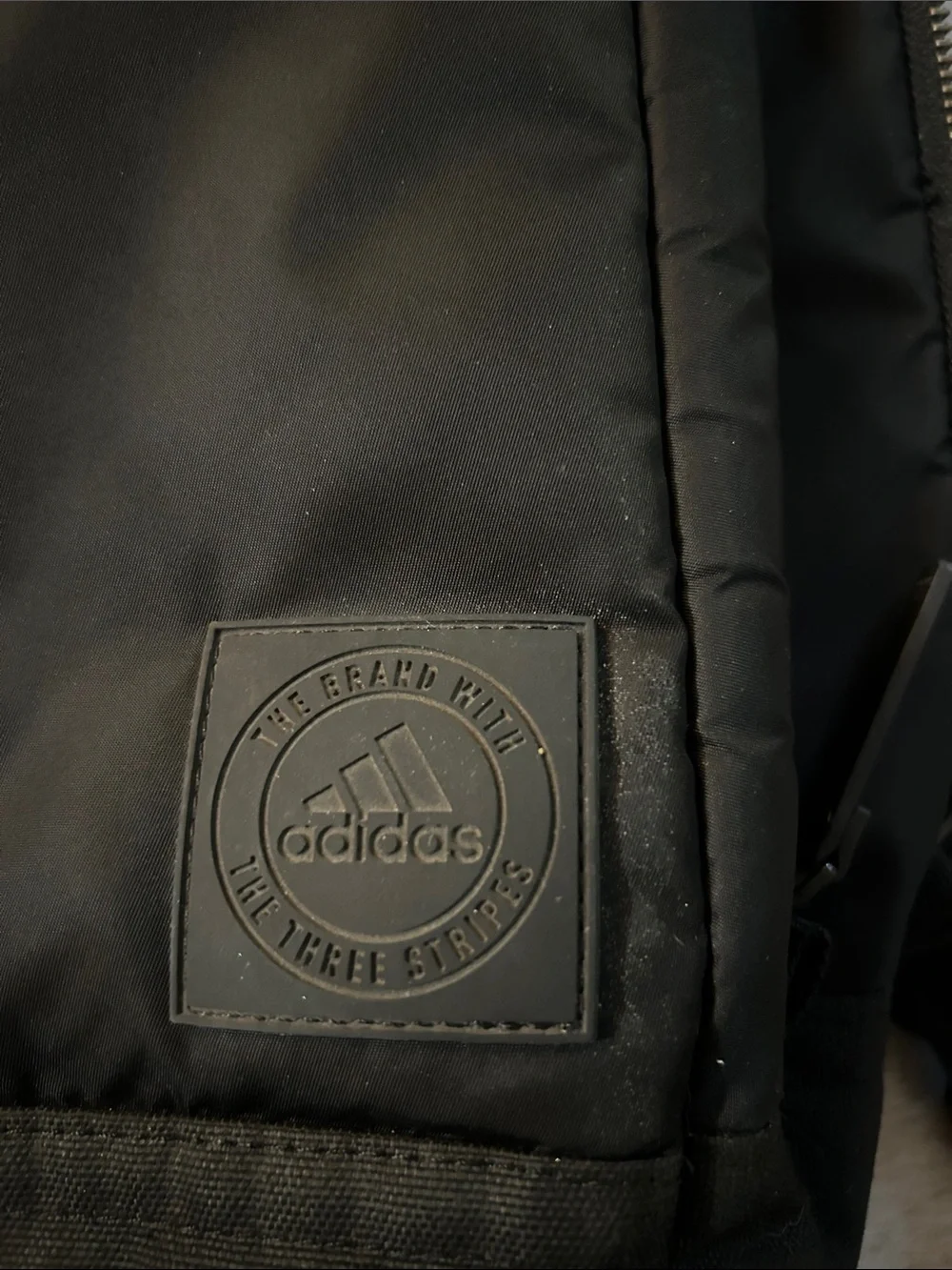 Large adidas backpack - Picture 2 of 8